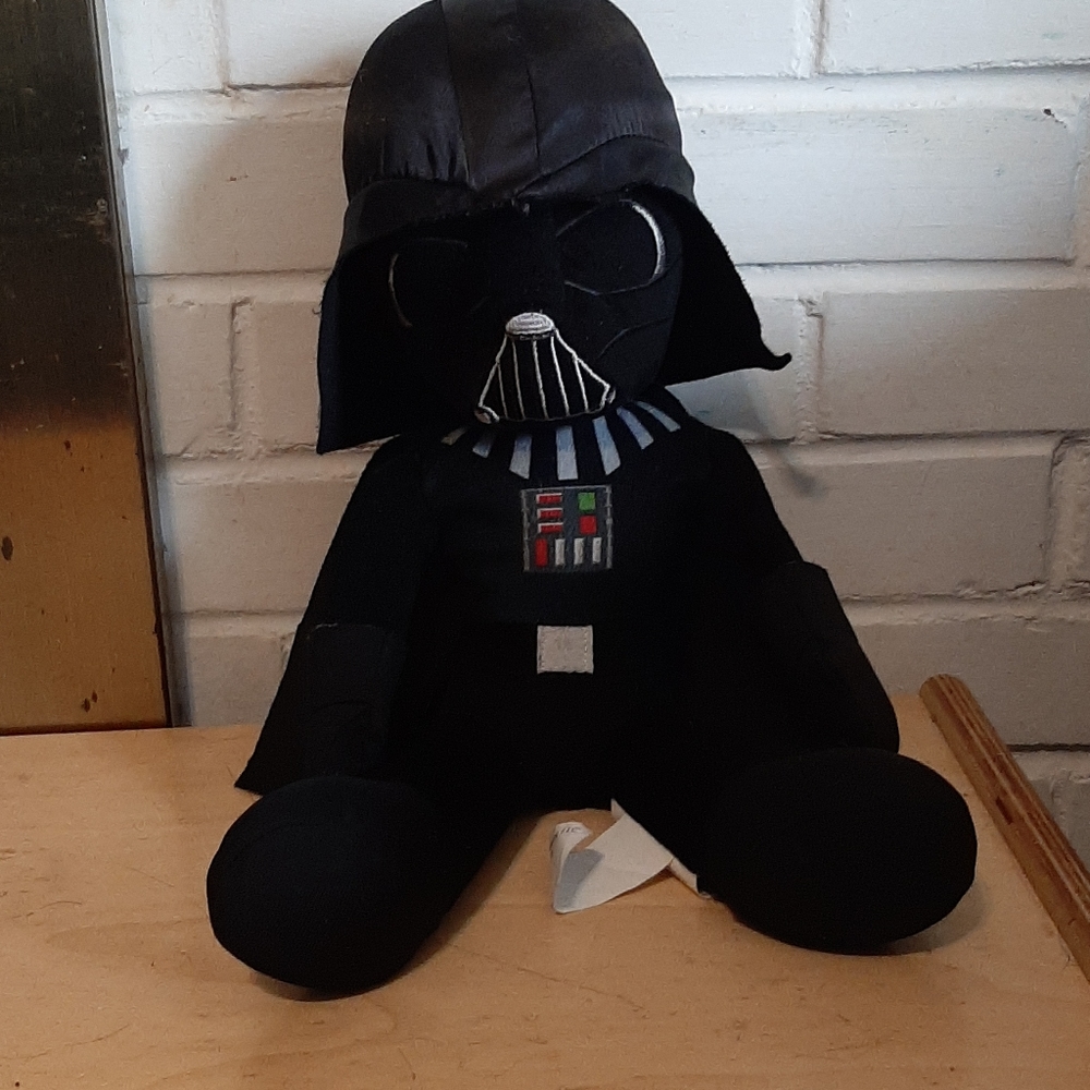 PLUSH STAR WARS TOY